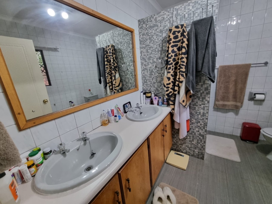 3 Bedroom Property for Sale in Bayswater Free State